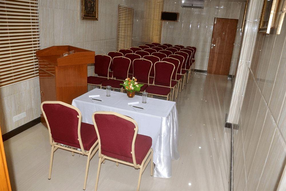 Peace Inn Chennai Dış mekan fotoğraf