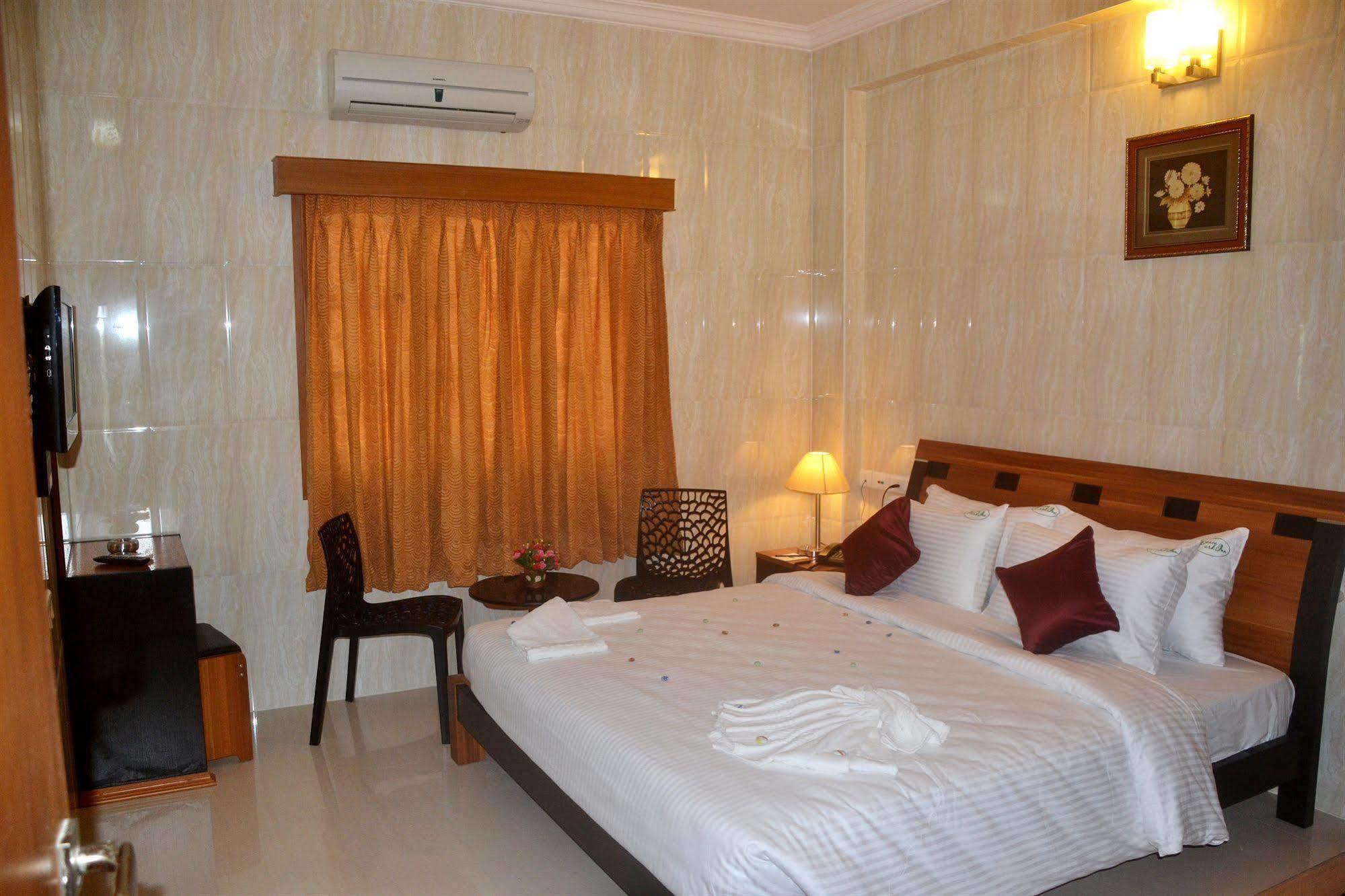 Peace Inn Chennai Dış mekan fotoğraf