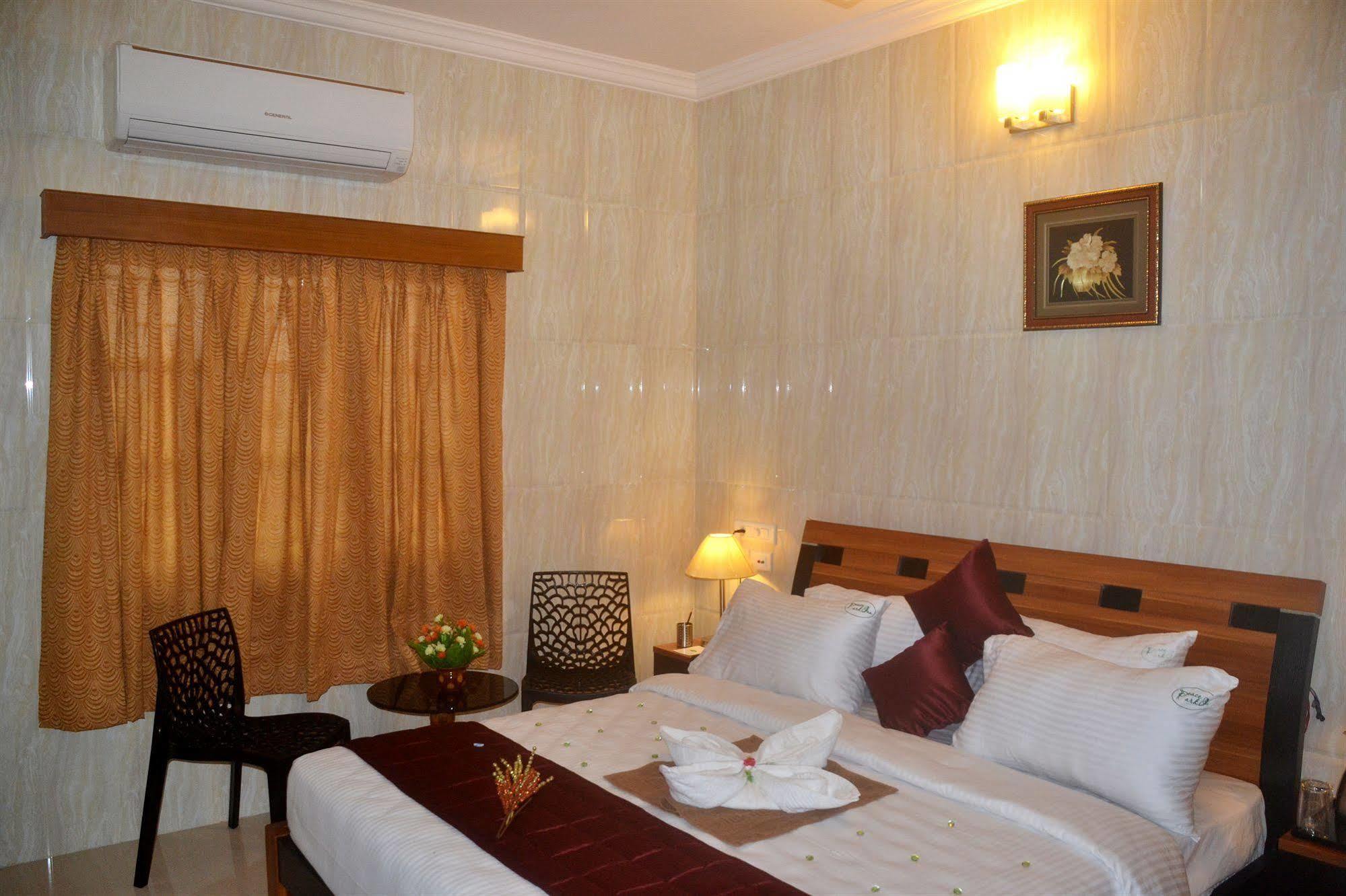 Peace Inn Chennai Dış mekan fotoğraf