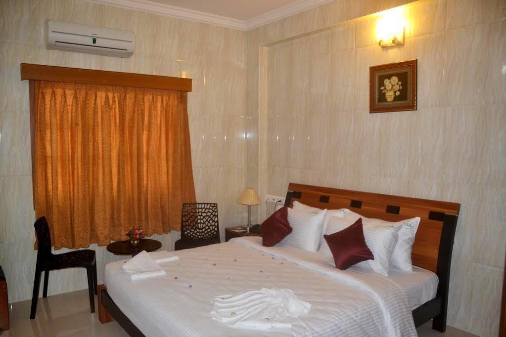 Peace Inn Chennai Dış mekan fotoğraf